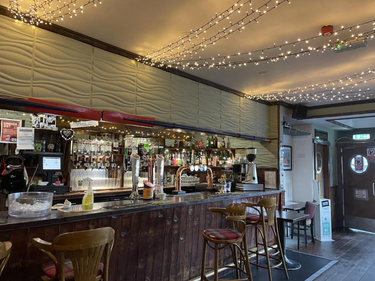 The Ferry Inn Терсо Екстериор снимка